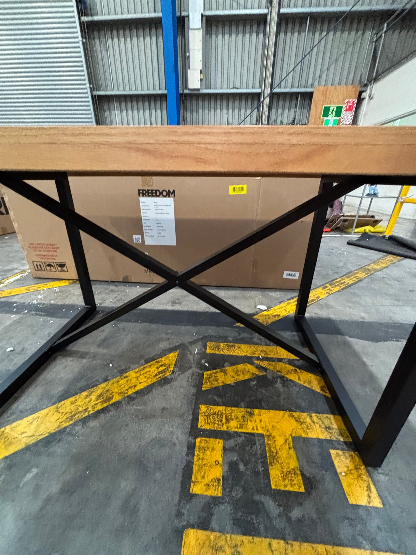 NZ PRZ20067 Alps Dining Table 160x90cm Natural/Black