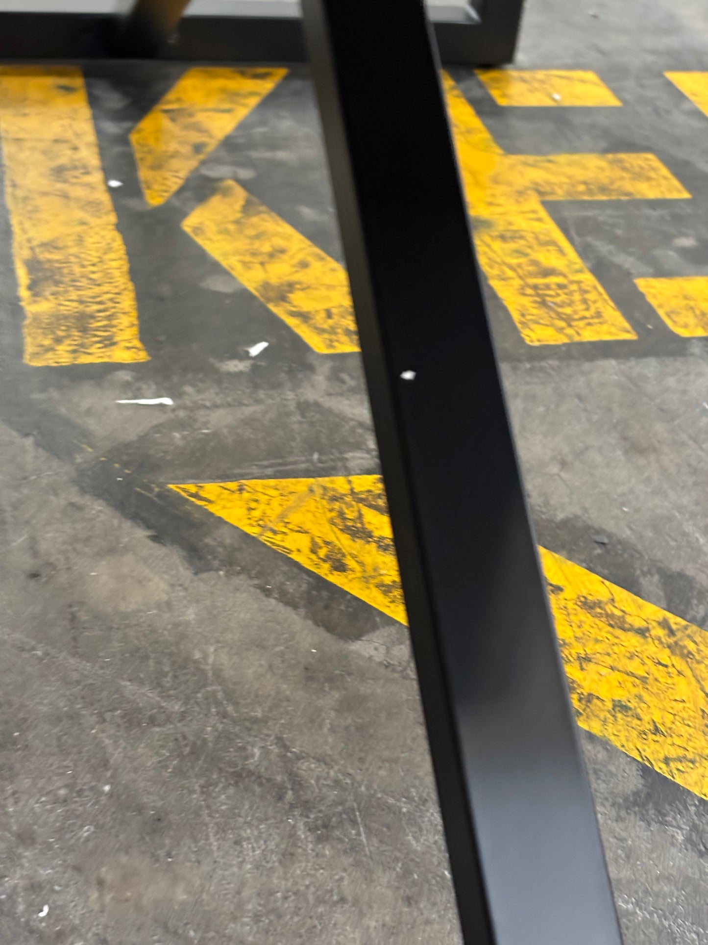 NZ PRZ20067 Alps Dining Table 160x90cm Natural/Black