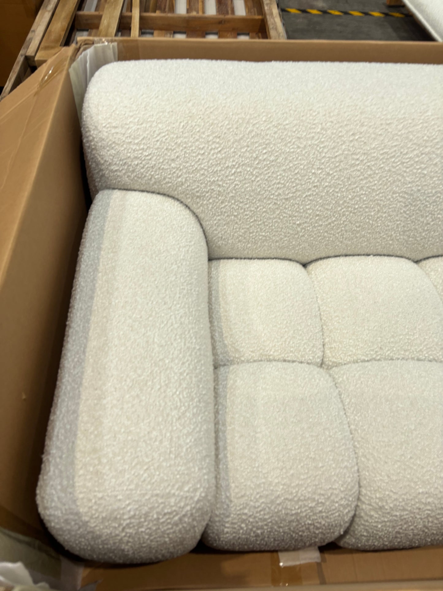 NZ CLZ20163 Aero Sofa 3S Jacquard Boucle Cream