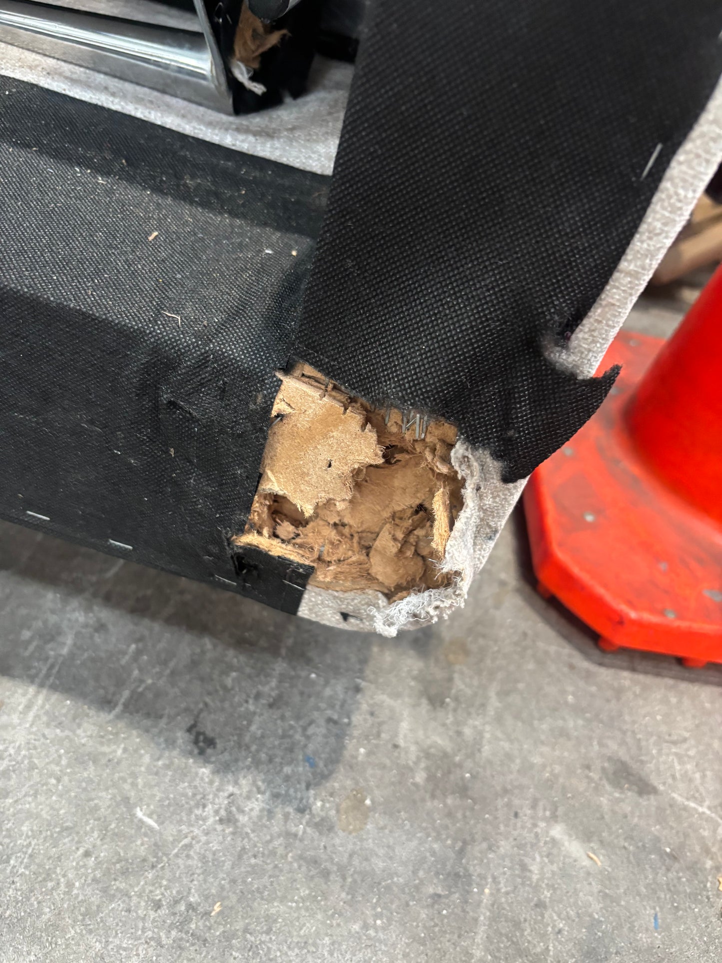 NZ CLZ20166 Isla Upholstered Bed King Muskat Clay Set