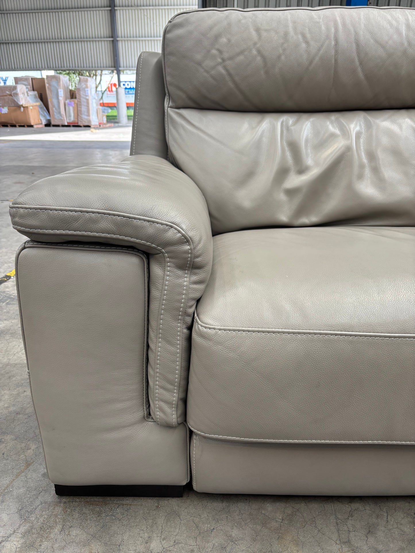 NZ CLZ20168 Barret Electric Recliner Sofa 2.5S Lucia Pumice (2 Motion)
