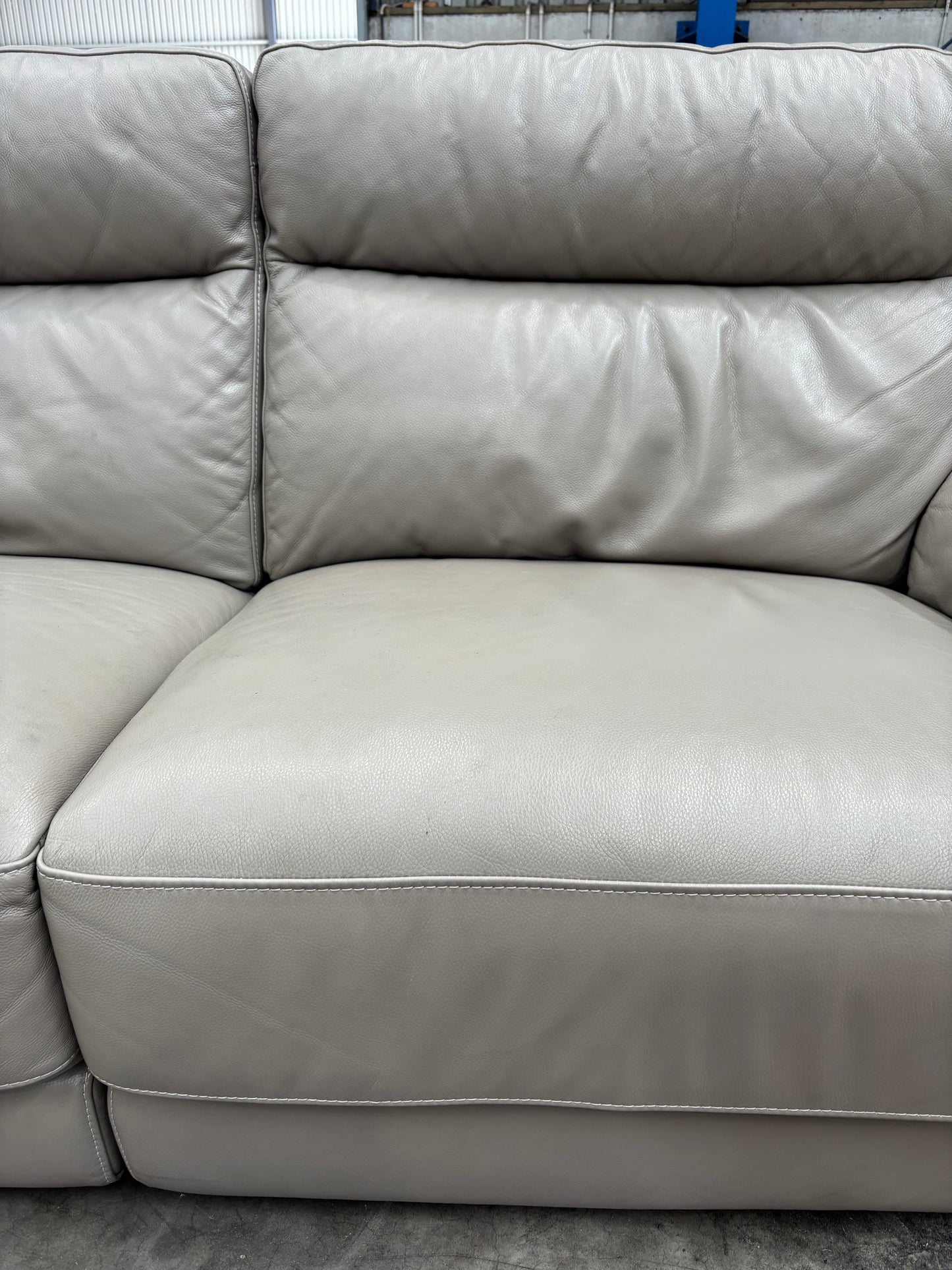 NZ CLZ20168 Barret Electric Recliner Sofa 2.5S Lucia Pumice (2 Motion)