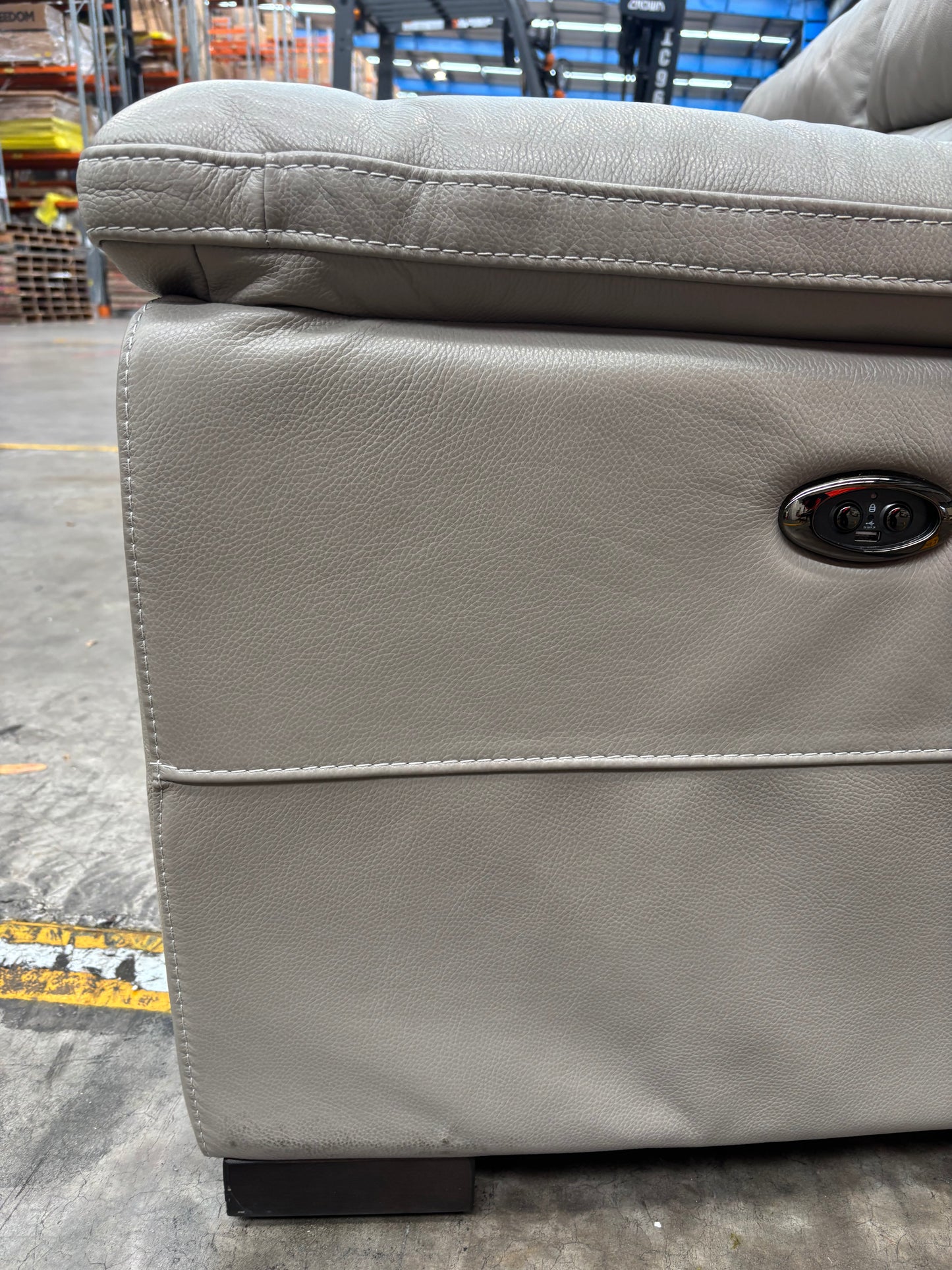 NZ CLZ20168 Barret Electric Recliner Sofa 2.5S Lucia Pumice (2 Motion)