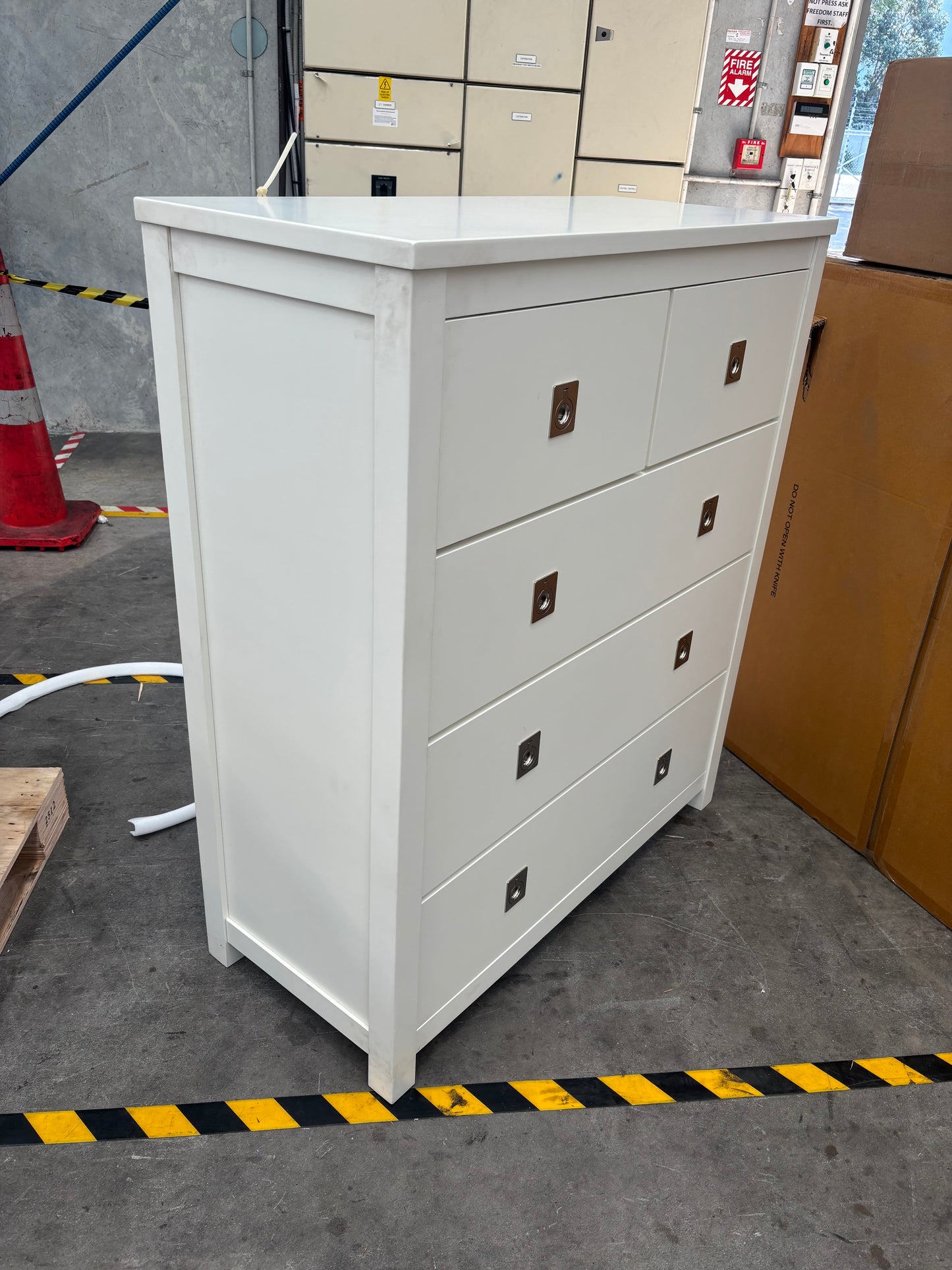 NZ PRZ20079 Bayswater Tallboy 5 Drawer MKII White