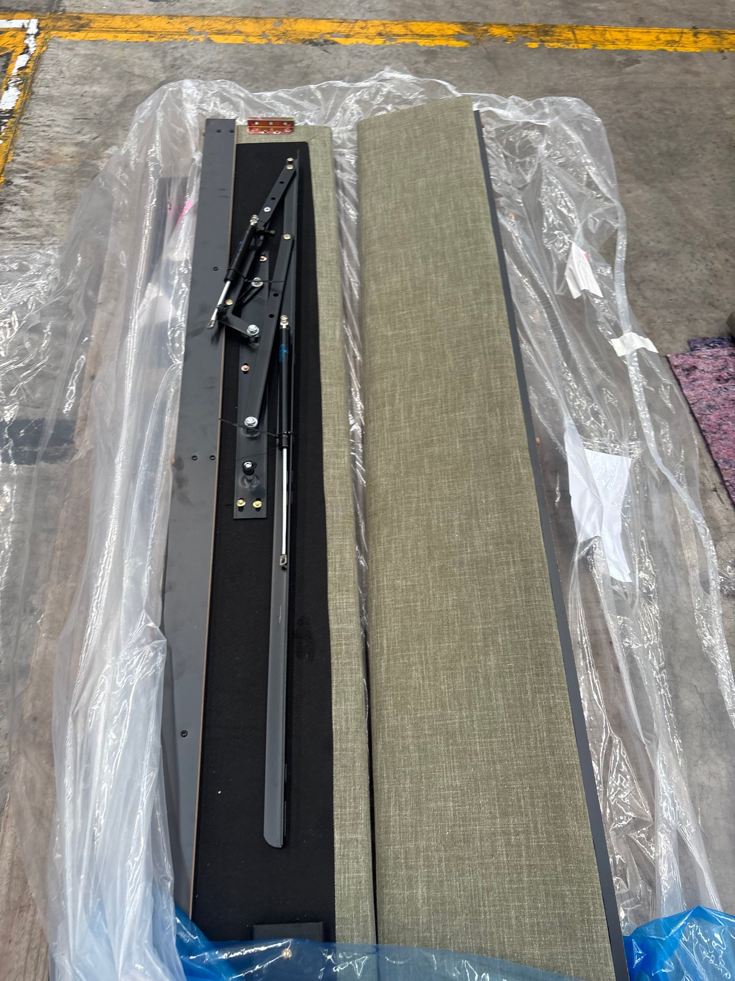 NZ PRZ20085 Audrey Gaslift Channeled Headboard King