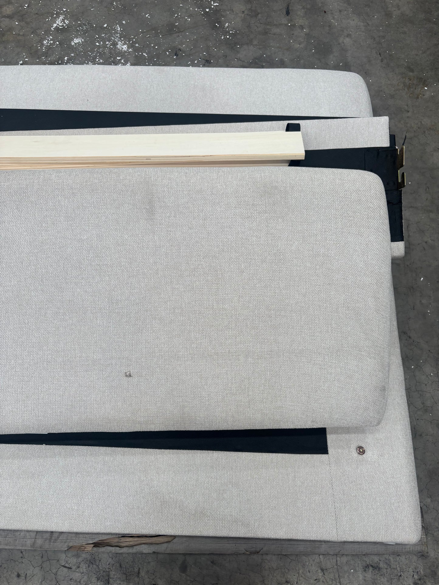 NZ CLZ20195 Ava Bed King Oatmeal 4pc Set