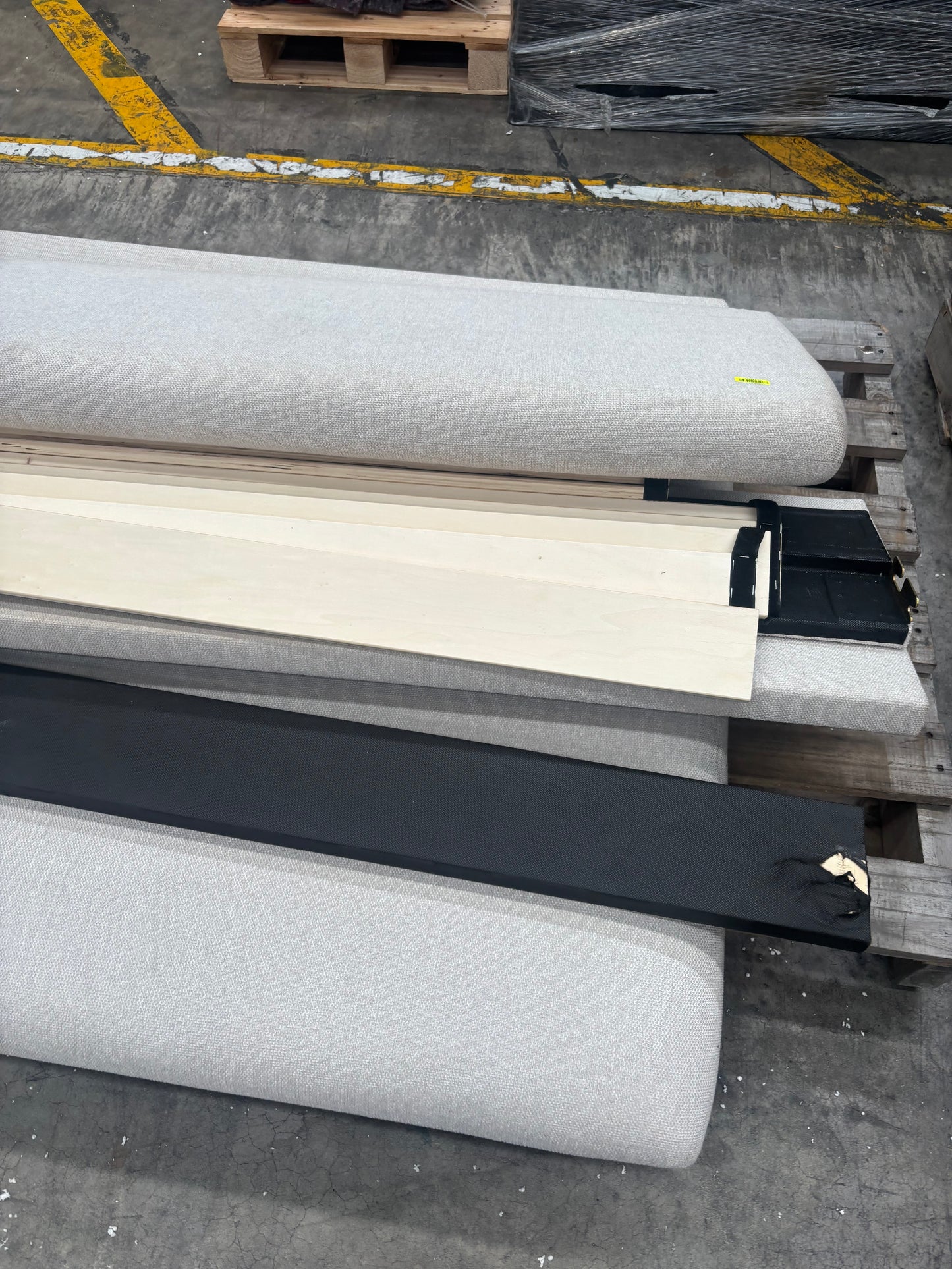 NZ CLZ20195 Ava Bed King Oatmeal 4pc Set