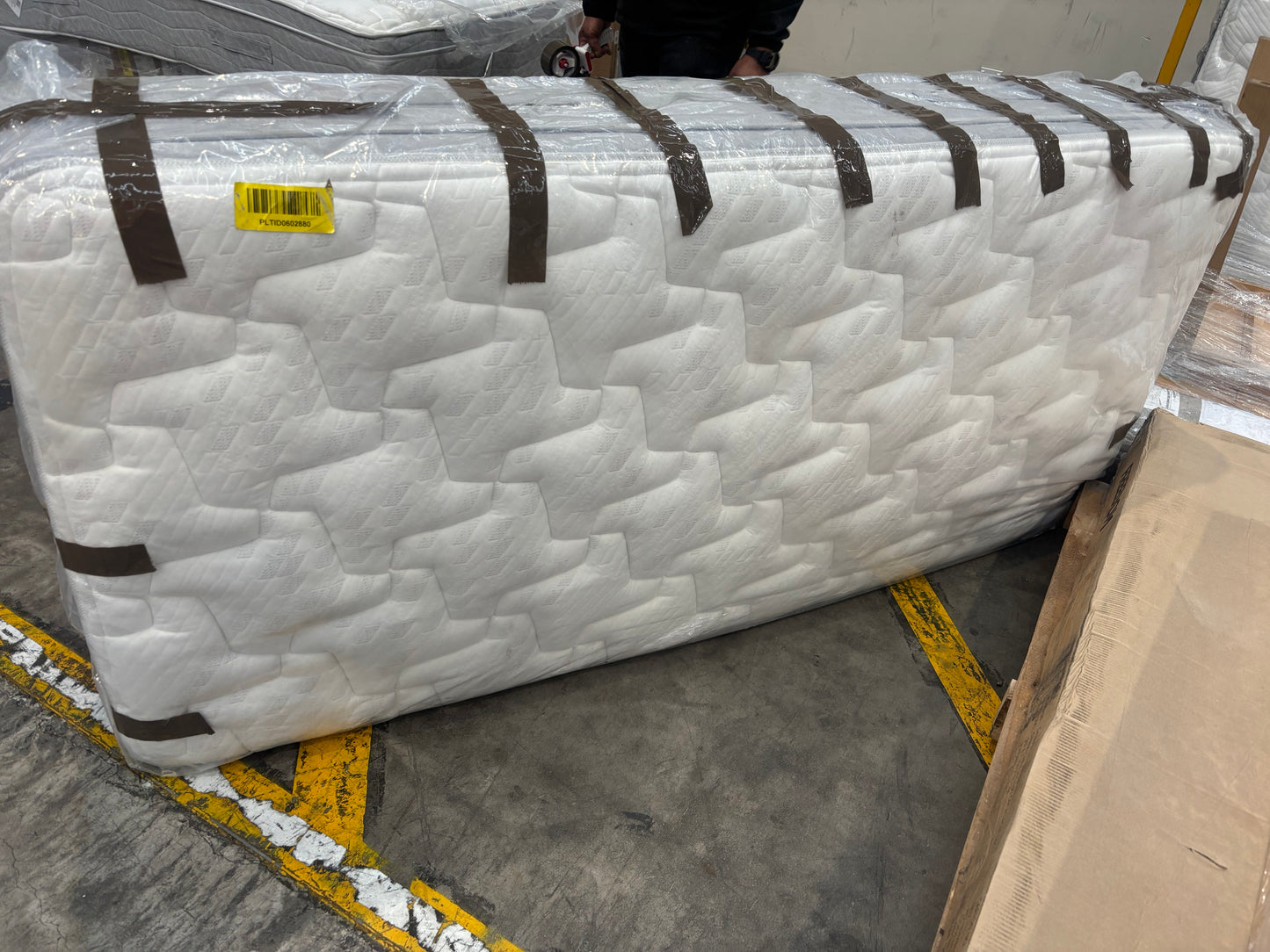 NZ PRZ20088 Cellular III Plush Mattress Long Single by AH Beard Domino