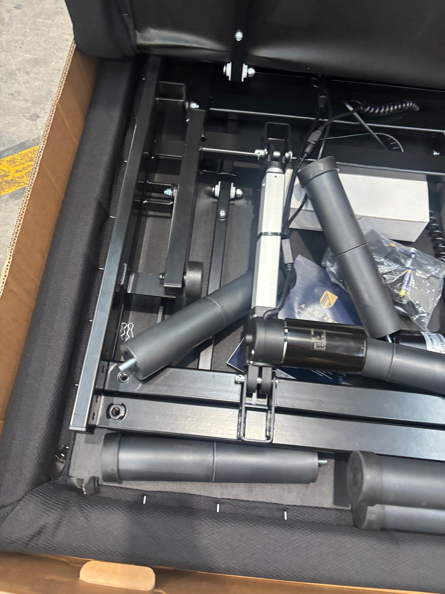 NZ PRZ20086 Domino Renew Adjustable Base - Zero Clearance | Long Single | Carbon