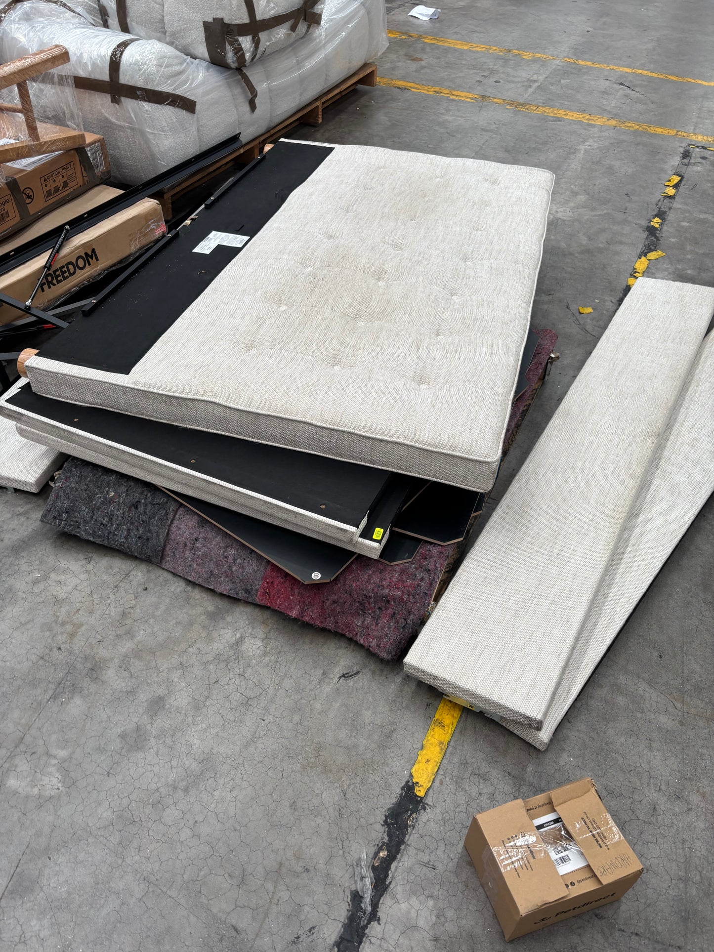 NZ CLZ20201 Alina Button Headboard King Alpha Natural