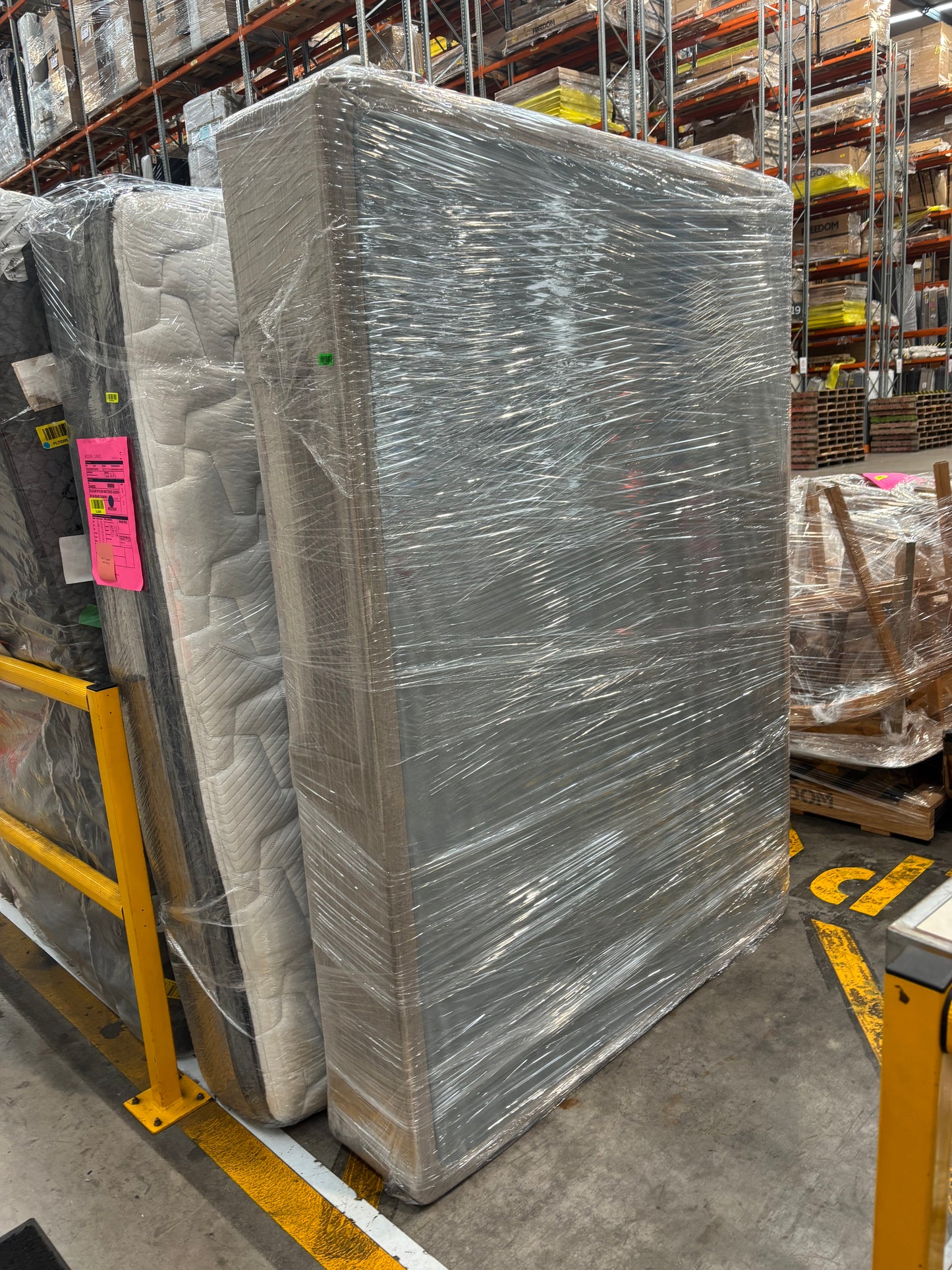 NZ PRZ20091 Freedom Floating 4 Drawer Base Queen Taupe