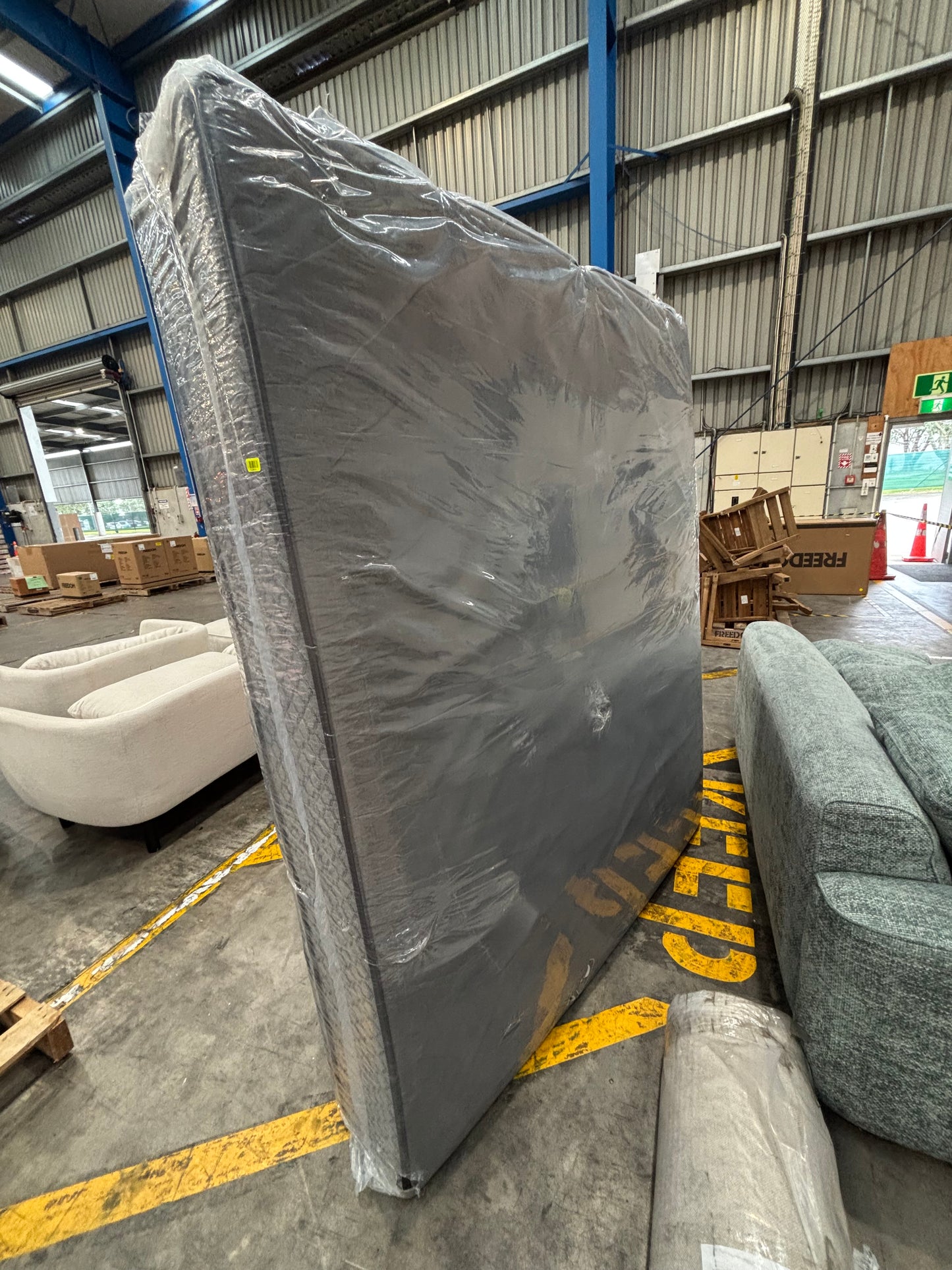 NZ CLZ20212 Cellular II Medium Mattress NZ King by AH Beard Domino