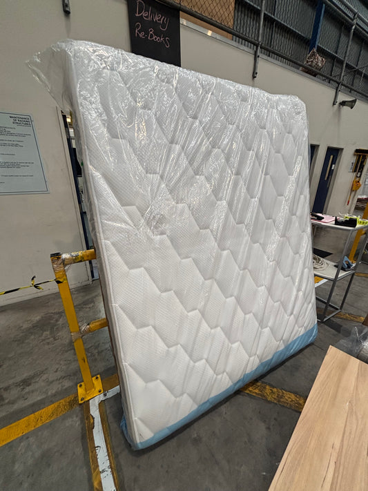 NZ PRZ20102 Arcus Medium Mattress NZ King by Freedom