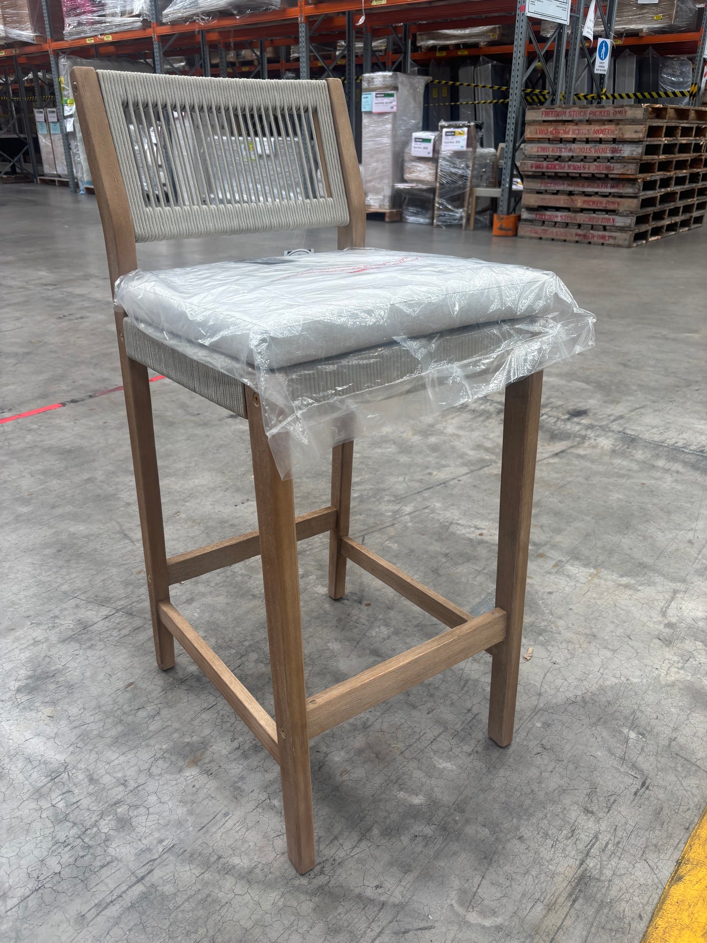 NZ PRZ20106 Le Vent Outdoor Bar Stool - Armless Acacia Natural