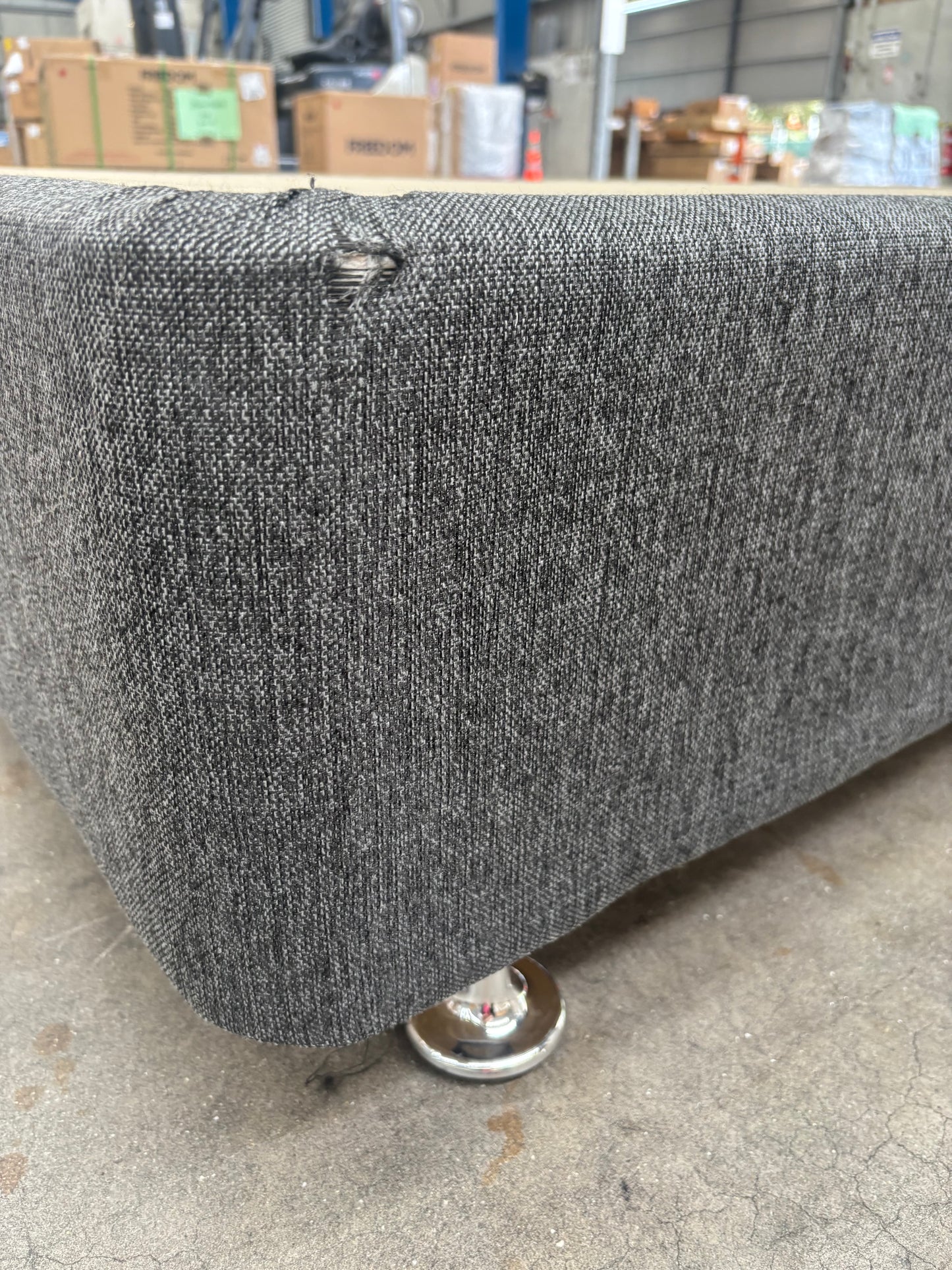 NZ CLZ20267 Domino Bed Base Long Single Platform Standard Carbon