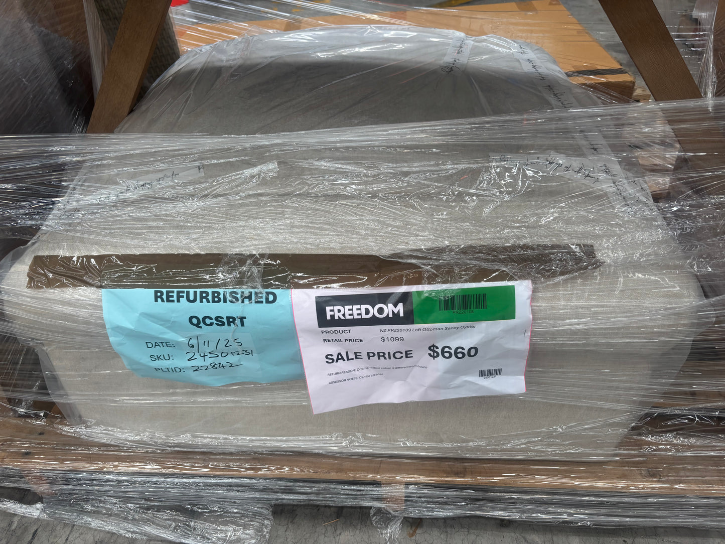 NZ PRZ20109 Loft Ottoman Sancy Oyster