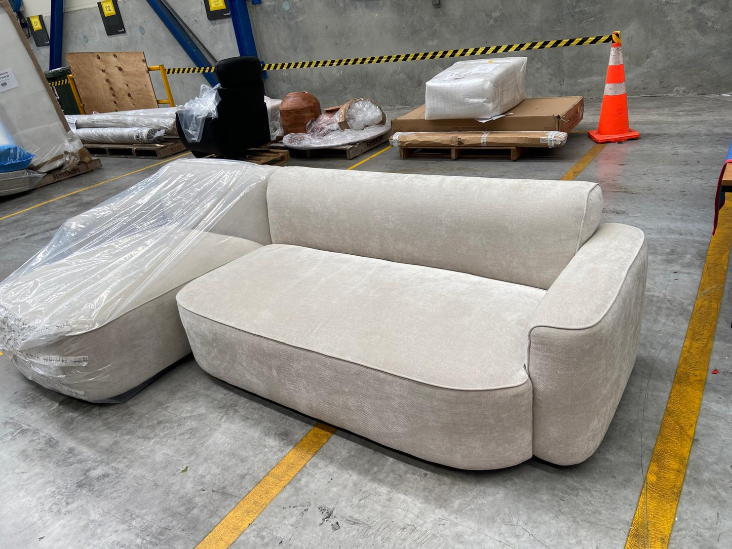 NZ PRZ20093 Apartment 2pc Modular Set Glamour Natural