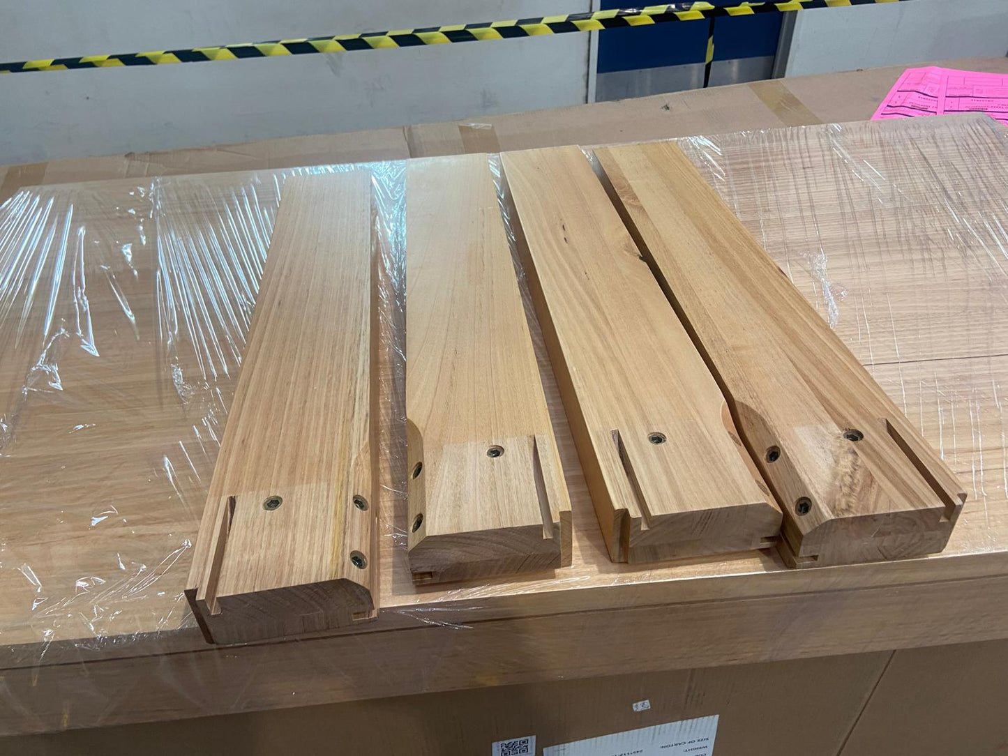 NZ PRZ20092 Hensley Dining Table 160x90cm Natural