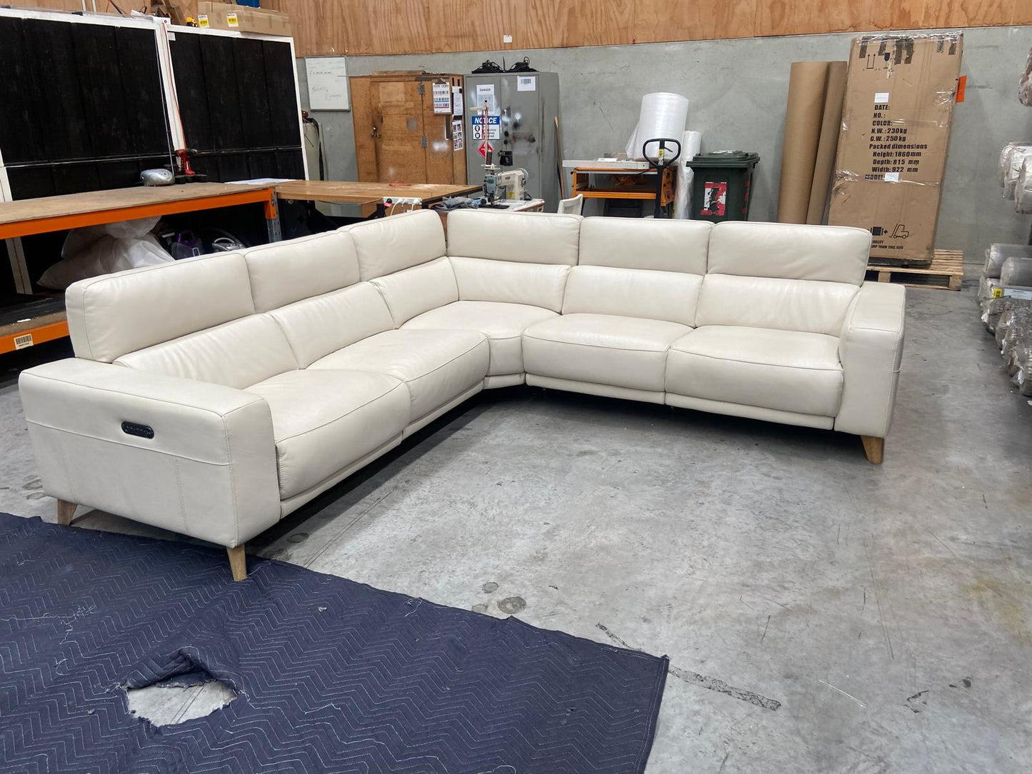 NZ PRZ20115 3pc Sterling Electric Recliner Modular Set Lucia Frost