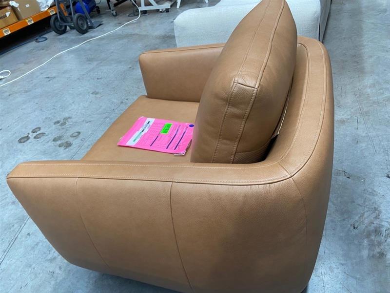 NZ PRZ20310 1 PCE ZARA ARMCHAIR YORK TAN
