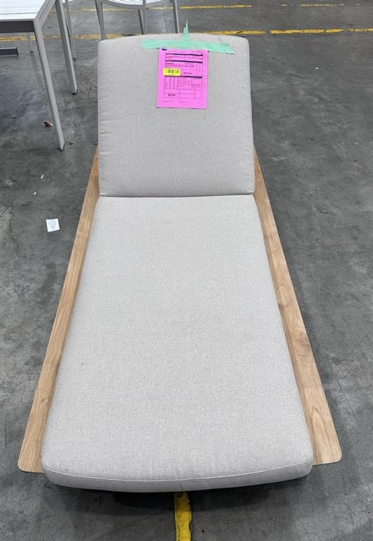 NZ CLZ20574 1 PCE BOREE SUN LOUNGER OLEFIN NATURAL